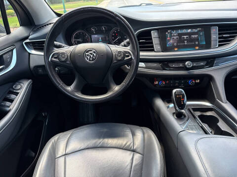 2018 Buick Enclave Essence