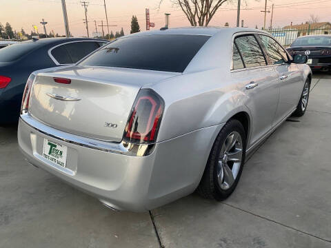 2012 Chrysler 300 Limited