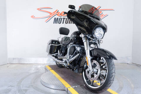 2021 Harley-Davidson Street Glide