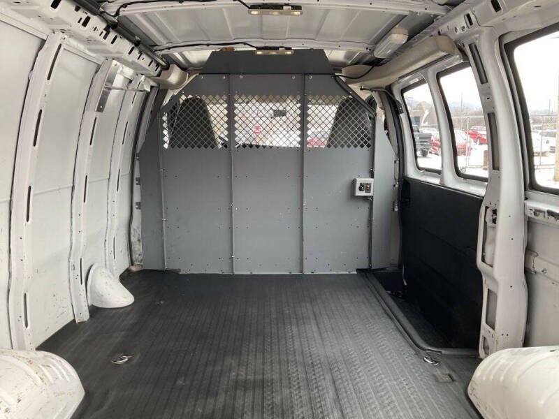 2017 Chevrolet Express 2500