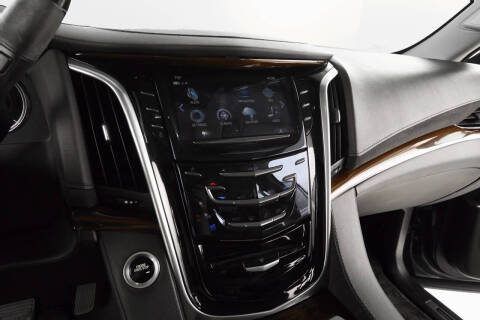 2019 Cadillac Escalade Luxury