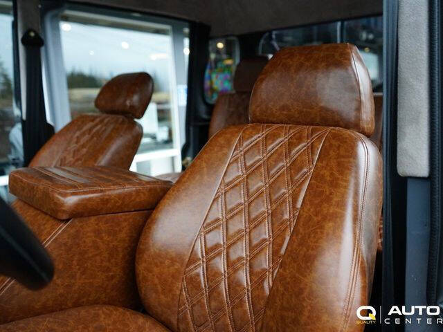 1987 Land Rover Defender