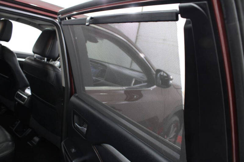 2017 Toyota Highlander SE