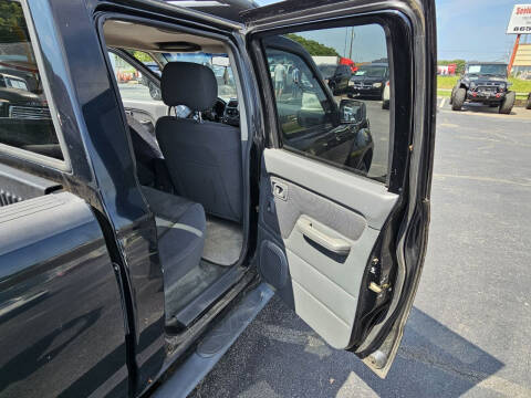 2004 Nissan Frontier XE-V6