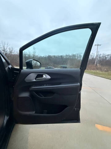 2018 Chrysler Pacifica Touring Plus