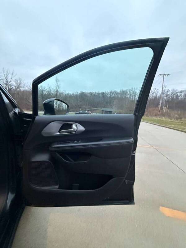 2018 Chrysler Pacifica Touring Plus