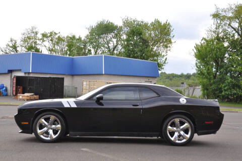 2013 Dodge Challenger SXT Plus