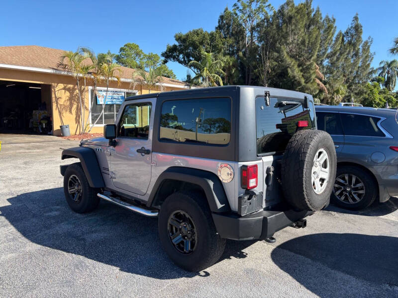 2013 Jeep Wrangler Sport photo 13