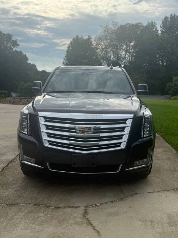 2017 Cadillac Escalade Platinum