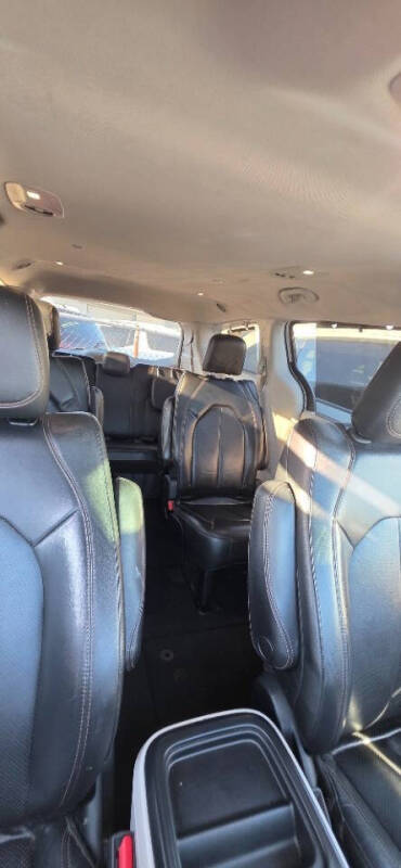 2020 Chrysler Pacifica Touring L