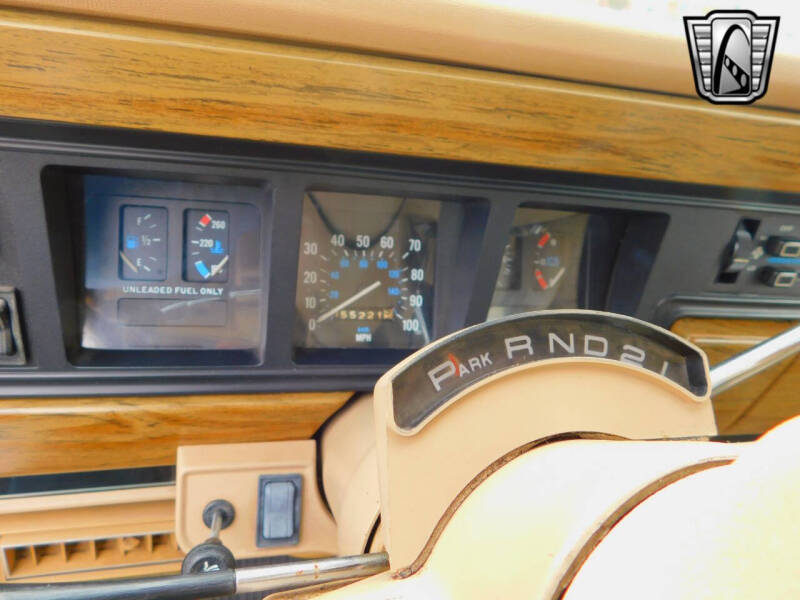 1989 Jeep Grand Wagoneer