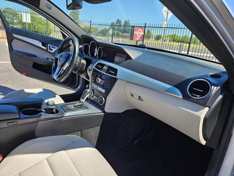 2015 Mercedes-Benz C-Class C 250