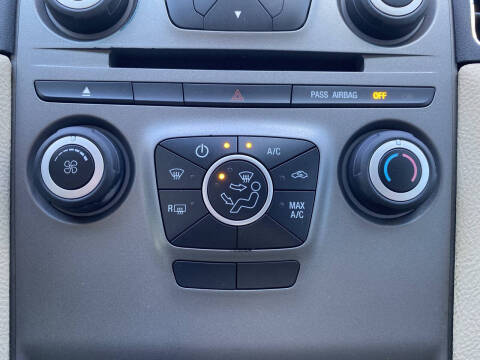 2016 Ford Taurus SE