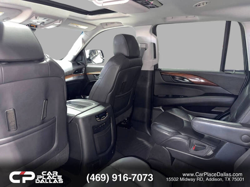 2019 Cadillac Escalade Luxury