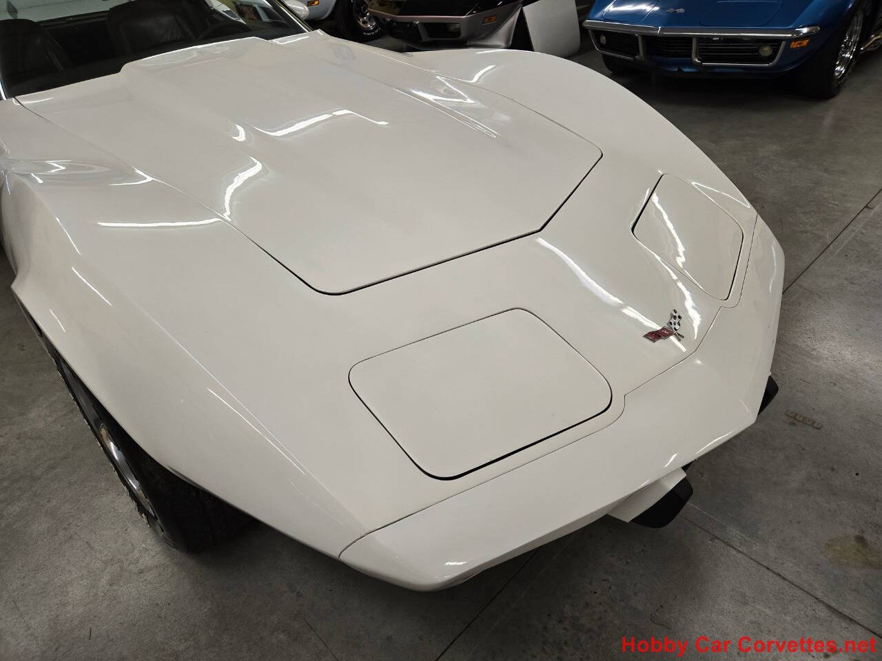1977 Chevrolet Corvette 32