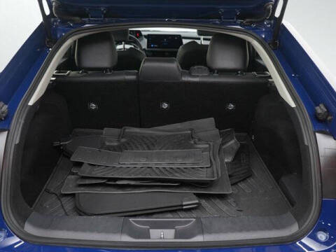 2025 Toyota Prius Plug-in Hybrid XSE