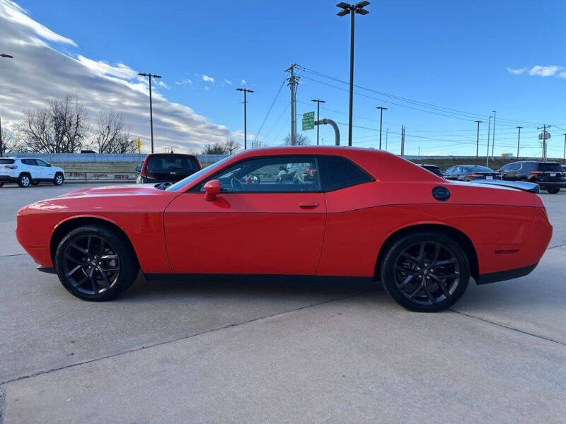 2021 Dodge Challenger SXT
