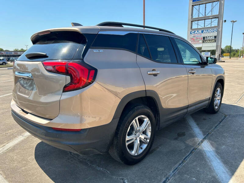 2018 GMC Terrain SLE photo 13