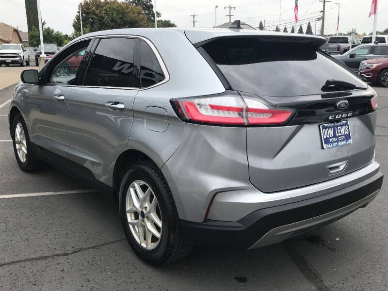 2022 Ford Edge SEL