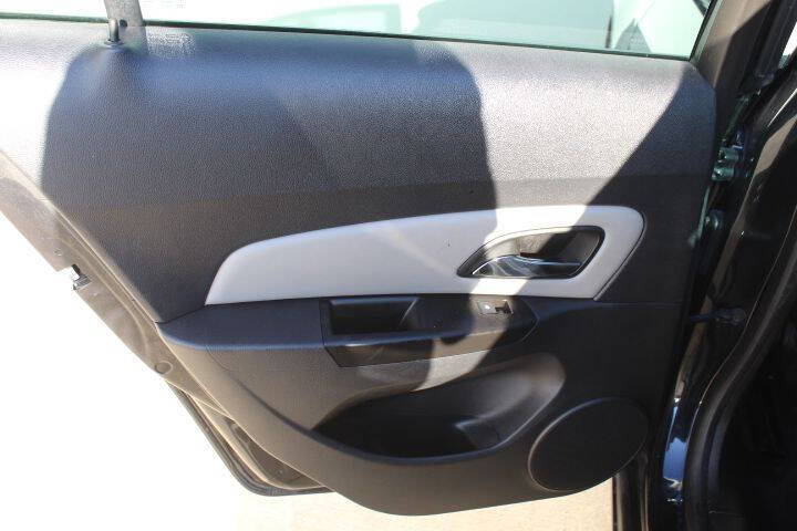 2013 Chevrolet Cruze LS Auto