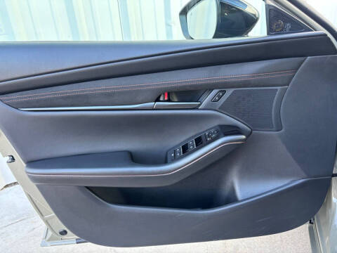 2025 Mazda Mazda3 Sedan 2.5 Carbon Turbo