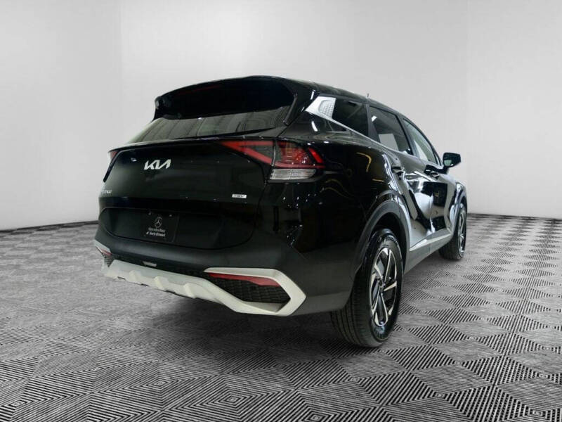 2023 Kia Sportage Hybrid LX