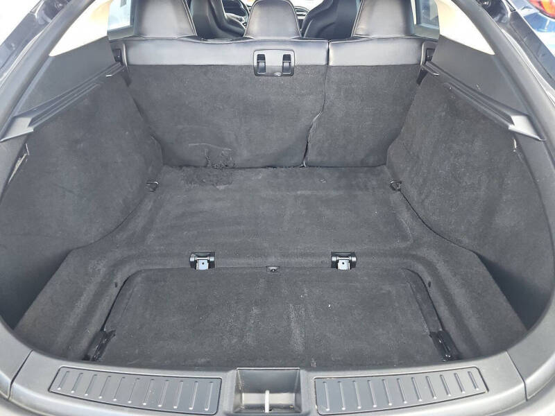 2015 Tesla Model S 70D
