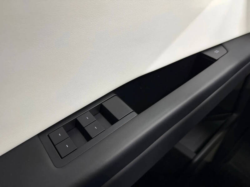 2024 Tesla Cybertruck