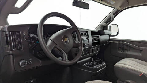 2024 Chevrolet Express 2500