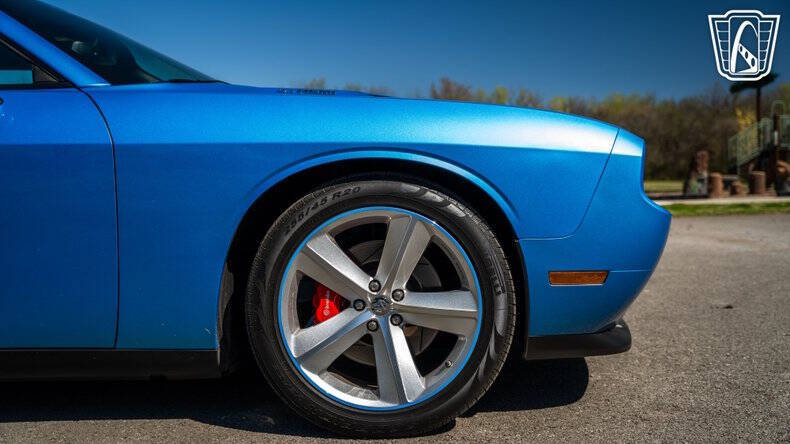 2010 Dodge Challenger SRT8