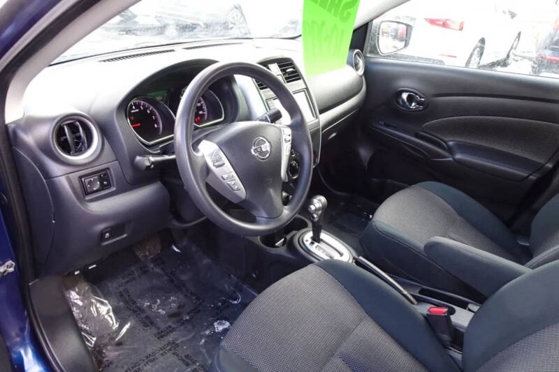 2019 Nissan Versa