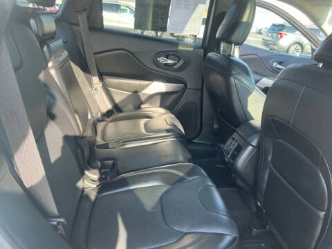 2017 Jeep Cherokee Overland