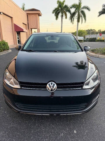 2017 Volkswagen Golf TSI SE