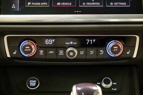 2024 Audi Q3 quattro S line Prem Plus 45 TFSI