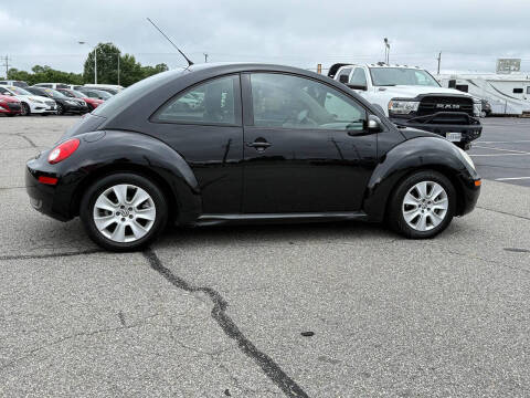 2009 Volkswagen New Beetle Base PZEV