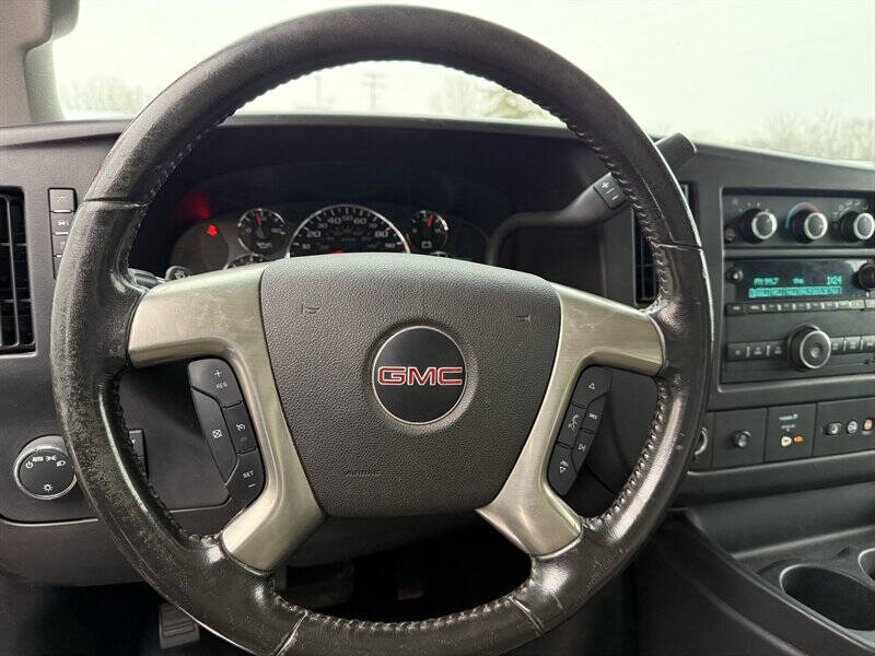 2016 GMC Savana 3500