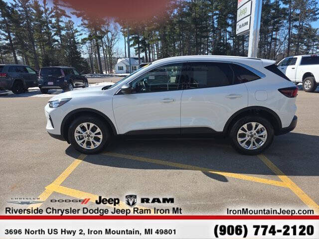 2023 Ford Escape Active