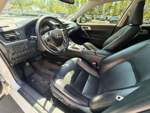 2013 Lexus CT 200h