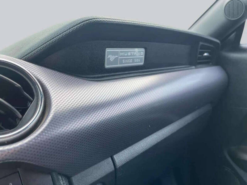 2015 Ford Mustang EcoBoost Premium