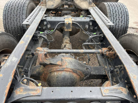 2021 International RH613