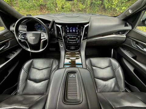 2018 Cadillac Escalade Platinum
