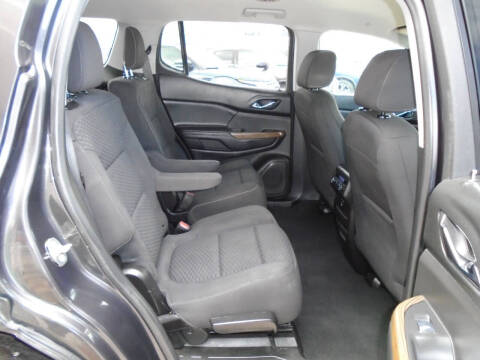 2017 GMC Acadia SLE-2