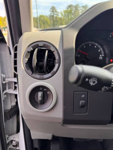 2019 Ford E-Series