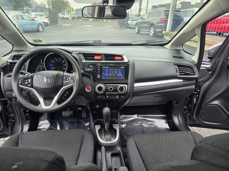 2018 Honda Fit EX