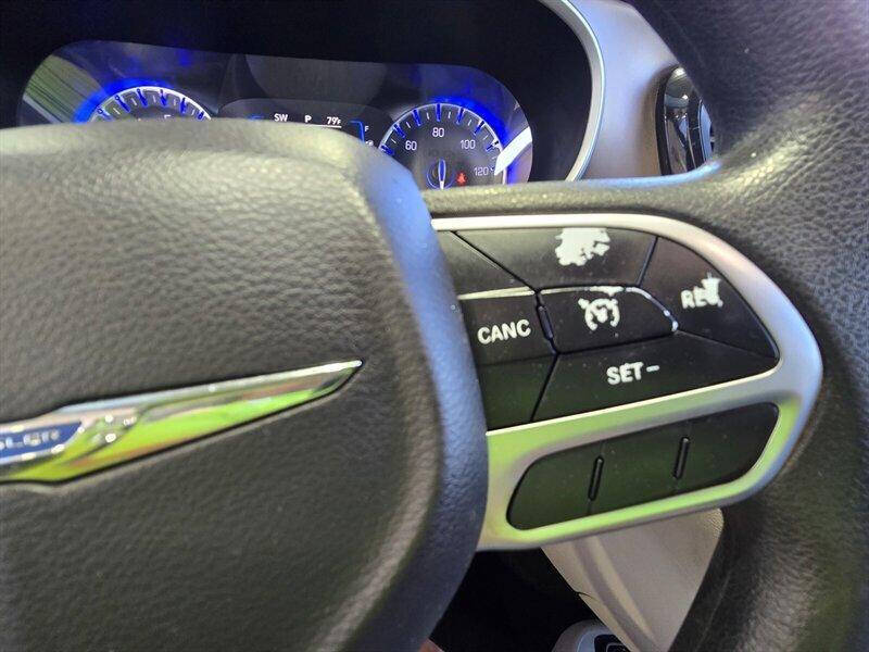 2017 Chrysler Pacifica LX