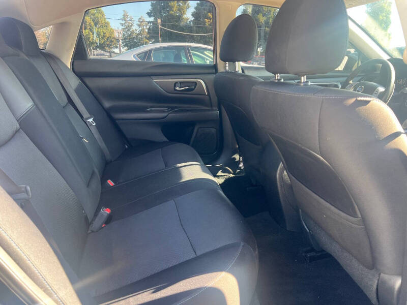 2017 Nissan Altima 2.5 SR