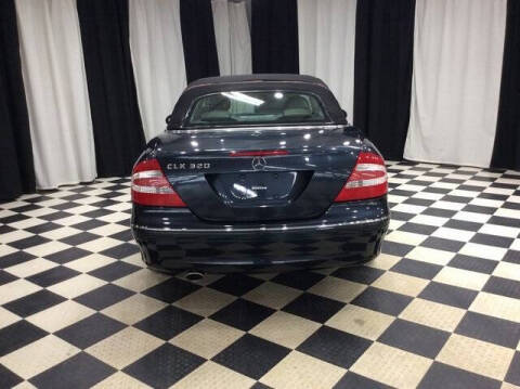 2004 Mercedes-Benz CLK CLK 320