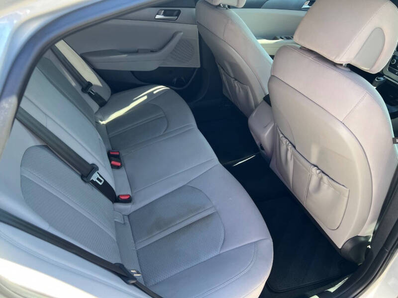 2017 Hyundai Sonata SE