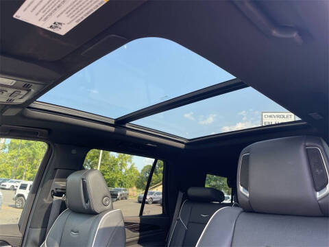 2022 Cadillac Escalade Sport