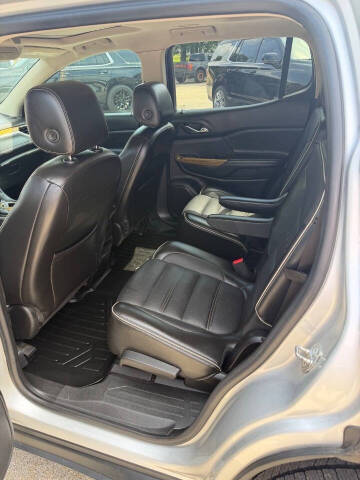 2017 GMC Acadia Denali